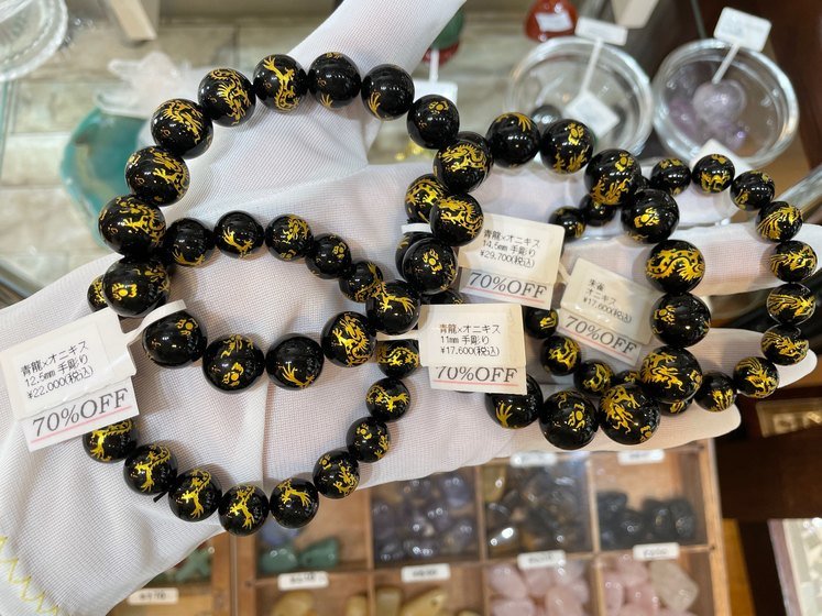 風水 手彫り龍ブレスも大特価！