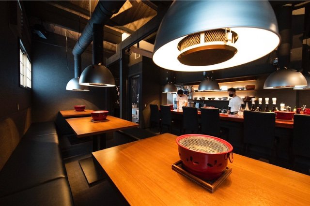 炭火焼肉 福わらひ 様