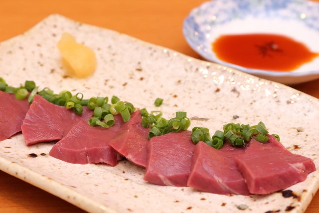 【店主おススメ！】牛ハツ刺し