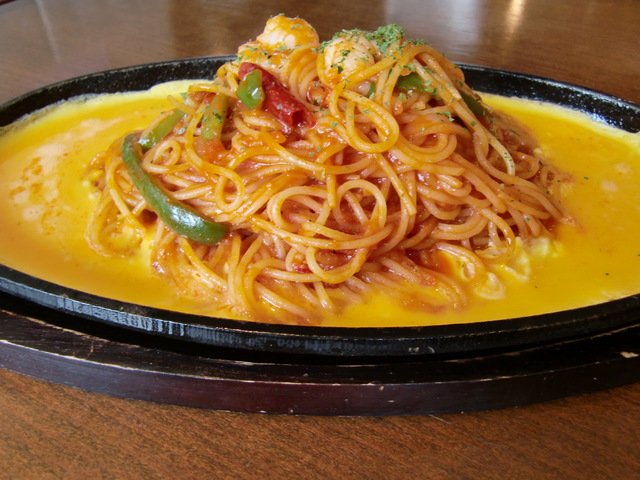 鉄板焼きたまごナポリタン