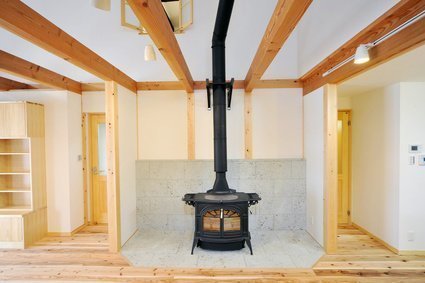 ストーブ置き場