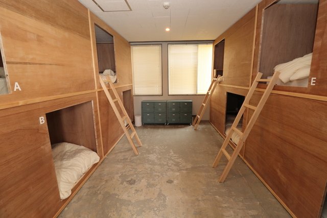 005ROOM