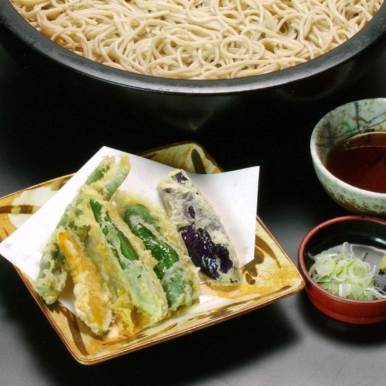 野菜天ぷら木鉢そば