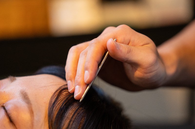 刺さないはり施術　