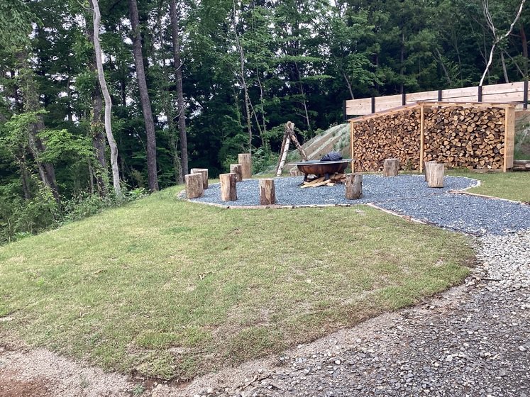 キャンプファイヤーエリア（共用）