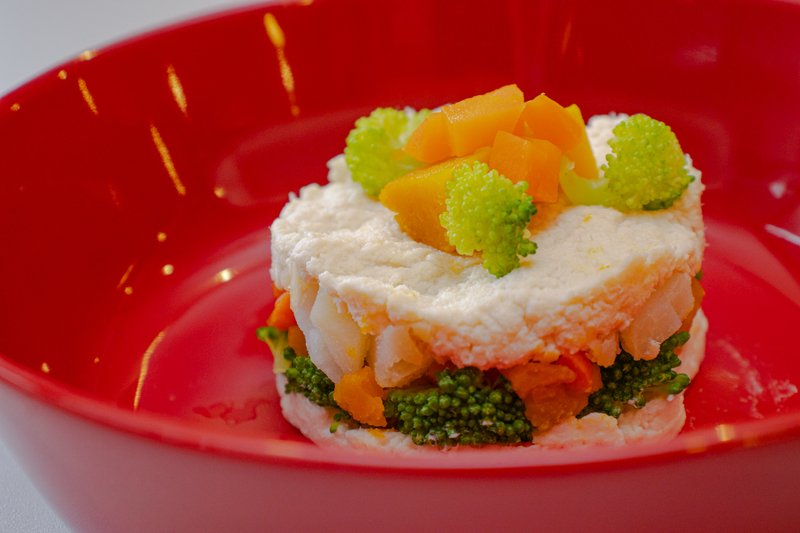 鶏ささみと彩り野菜のごはんケーキ