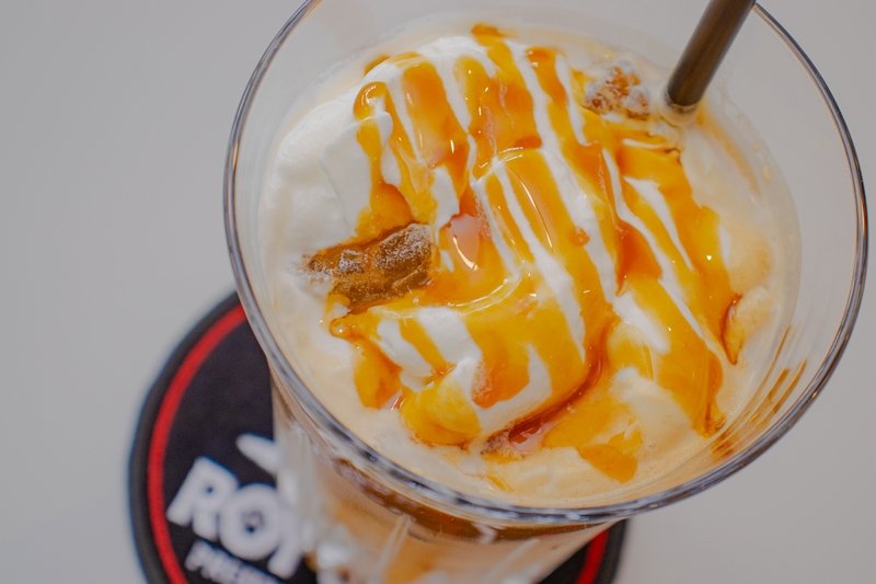 キャラメルラテ