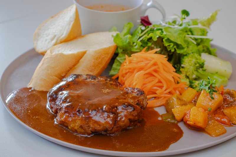 ROY CAFE手作りハンバーグステーキ