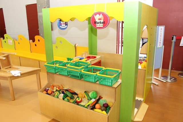 女の子にはおままごとハウス。