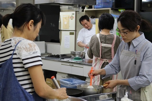 先生の楽しいトークを聞きながら・・・
