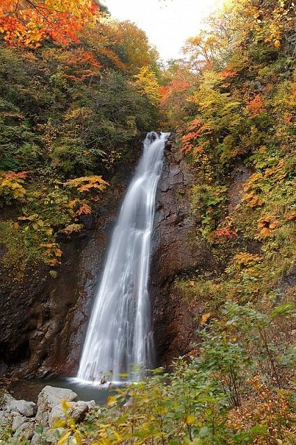 不動滝紅葉