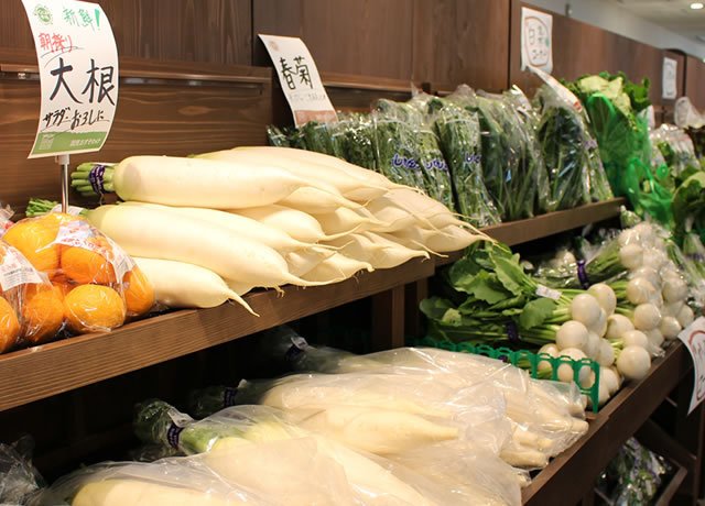 新鮮地元産の野菜が豊富です！