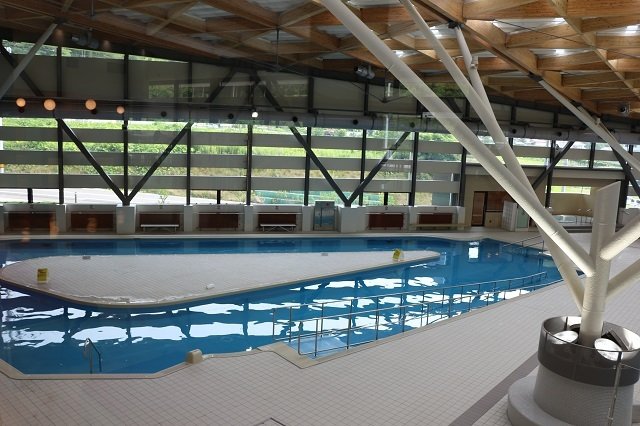 親水プール（流れるプール）