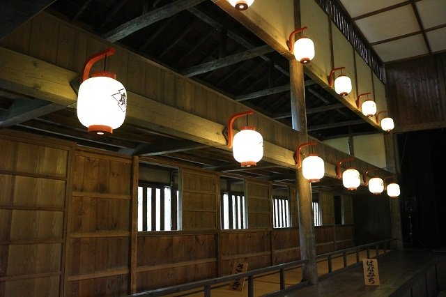 その時代にタイムスリップしたかのような内観