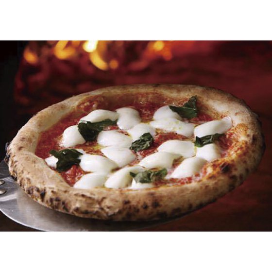 3、Pizzeria Rapporti さま