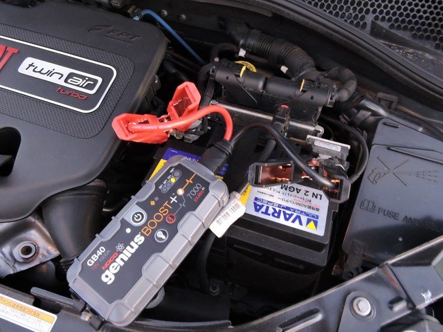 ジャンプスターター　Genius Boost GB40