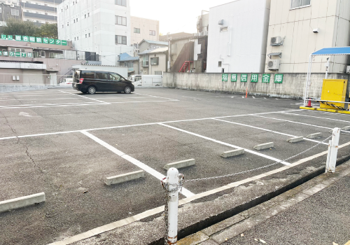 タイムズ福島信用金庫本店