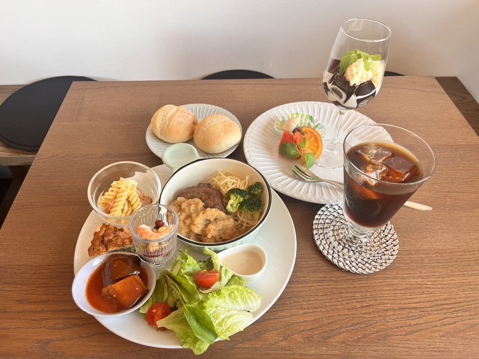 KT’s Cafe M