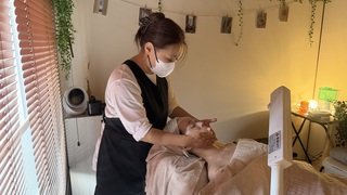 オーナーエステティシャン：YURANA