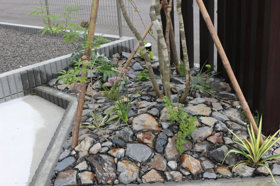 ガーデンレモ 庭吉(Garden Remo Niwayoshi) | 福島市・外構・庭・ガーデニング・造園・にわよし