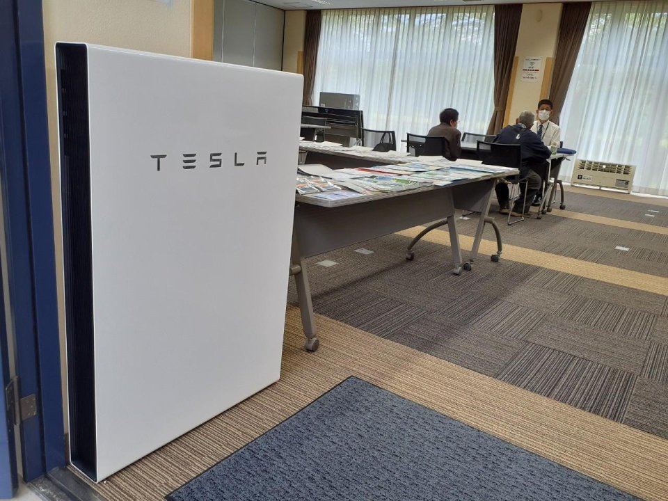 株式会社ソーラーポスト | 福島・太陽光発電・カーポート・蓄電・メンテナンス