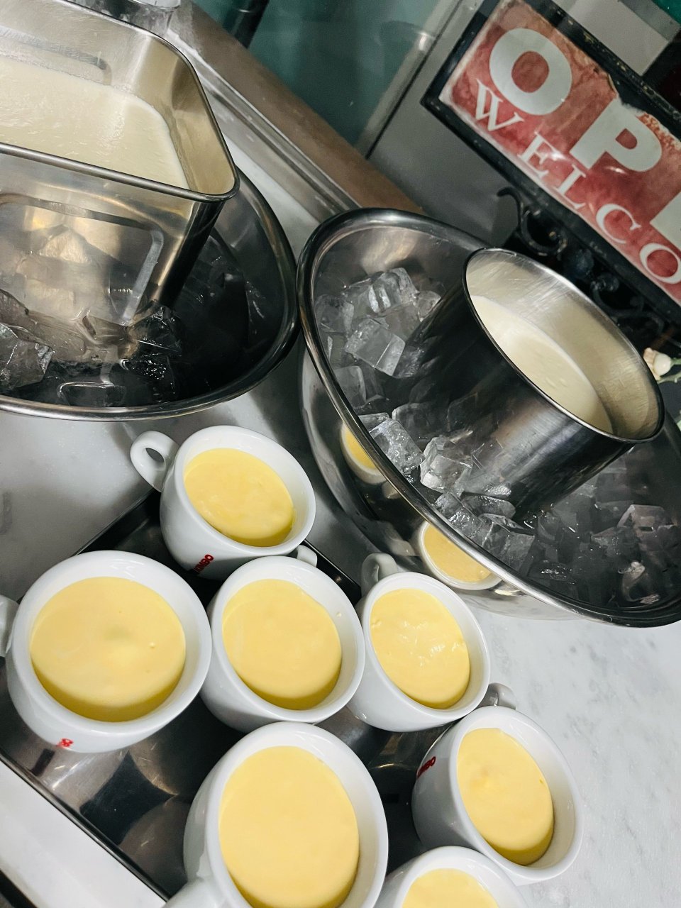 Pizzeria Rapporti(ピッツェリア ラッポルティ) | 福島市・ランチ・ナポリピザ・窯焼き・テイクアウト