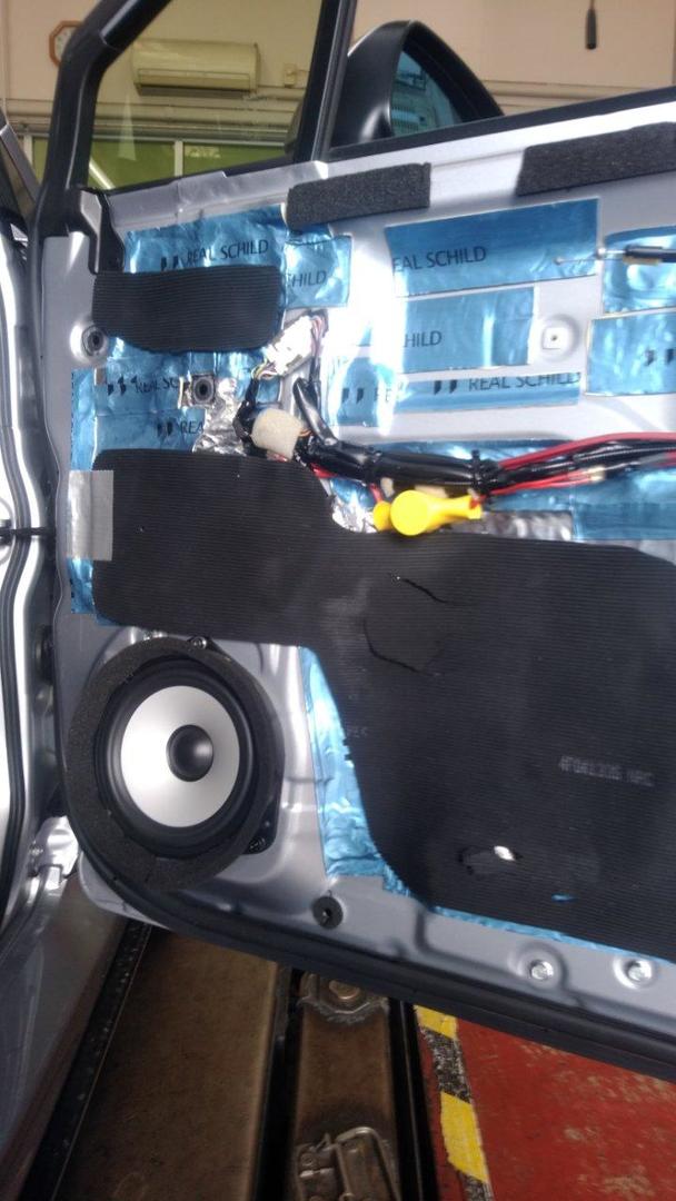 レヴォーグ スピーカー交換 18 09 03 福島市のタイヤ ホイール カー用品 福島市で車のことならコクピット西部