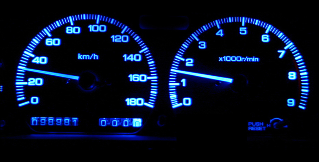 100系ハイエース 又してもledやっちゃいました 14 01 23 福島市で車のことならコクピット西部