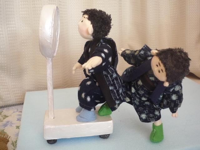 福島市は風が強いですね お帰り道には気を付けて 21 04 19 ぎゃらりい さいとう 福島市 ほのぼの人形 オーダーメイド プレゼント 贈り物 ギャラリー ぎゃらりー