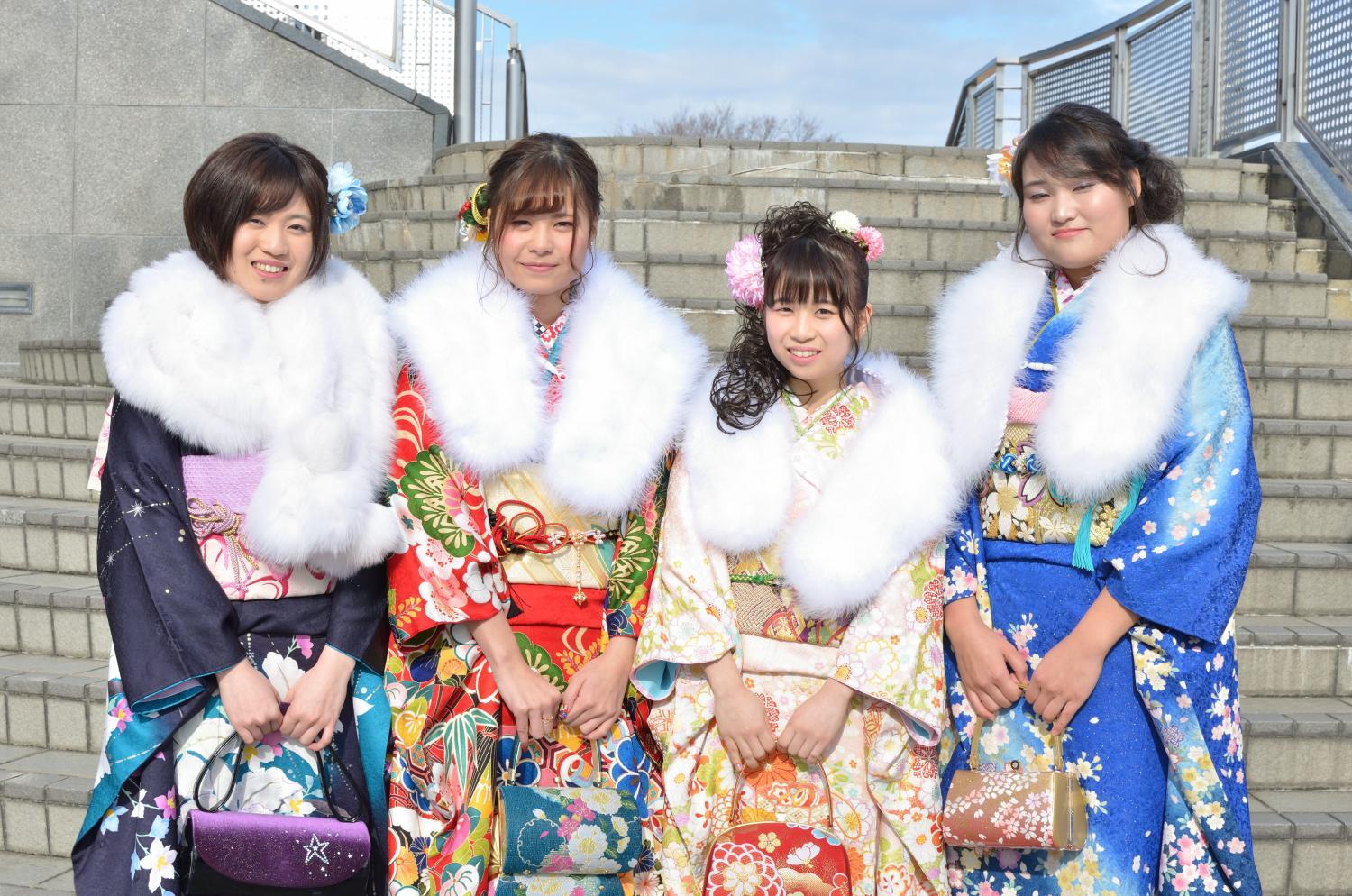 かんのひより さとうののか はせべしま かわらださき 19 01 13 福島市の成人式特集２０１９ 成人式 新成人 新春