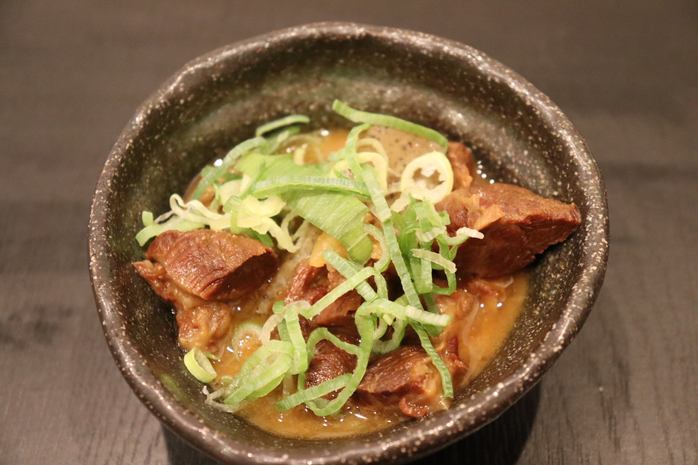 粉まるのどて煮